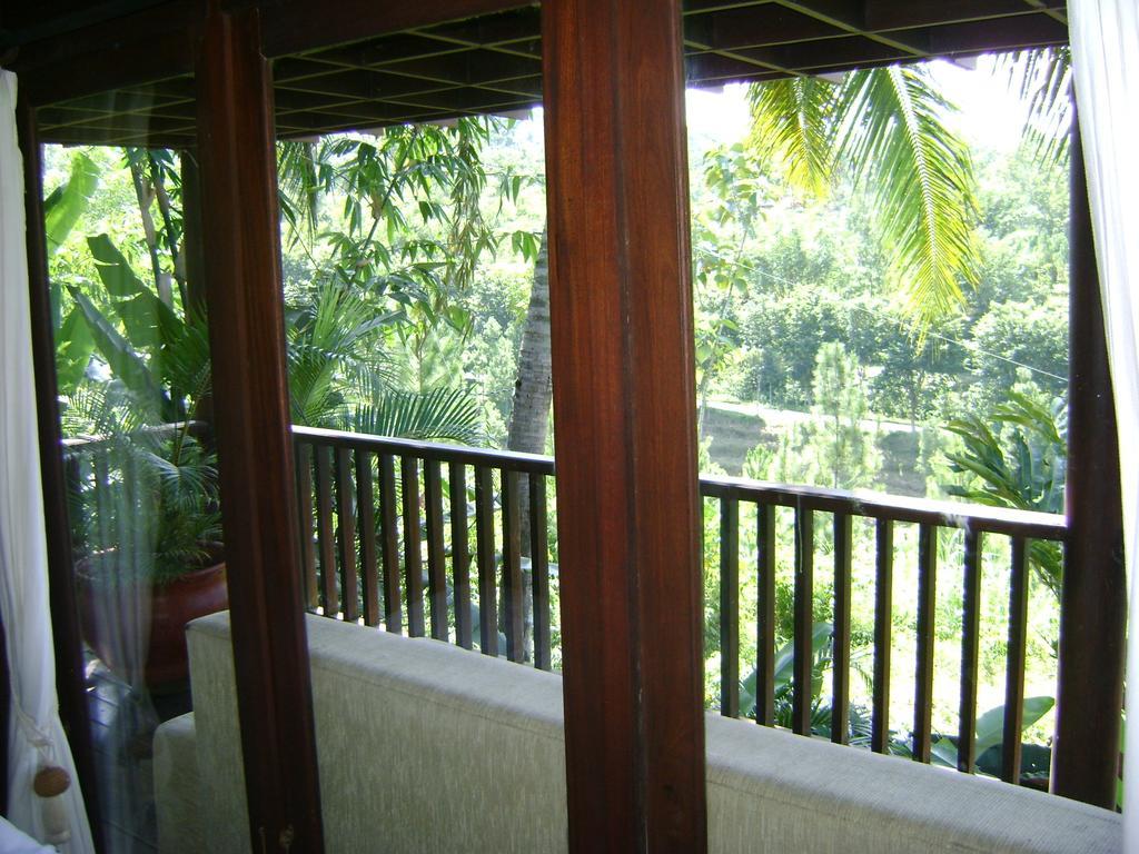 Swaloh Resort & Spa Kalangbret 部屋 写真